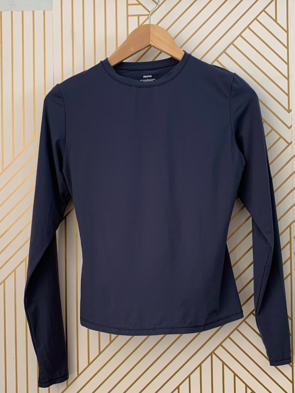 SKIMS Fits Everybody Long Sleeve tee shirt T-Shirt navy blue minimalist basic L
